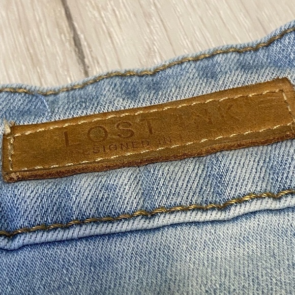 Lost Ink Jeans One Direction Song Titles Embroidered, Light Wash, Size 1X - Picture 7 of 13